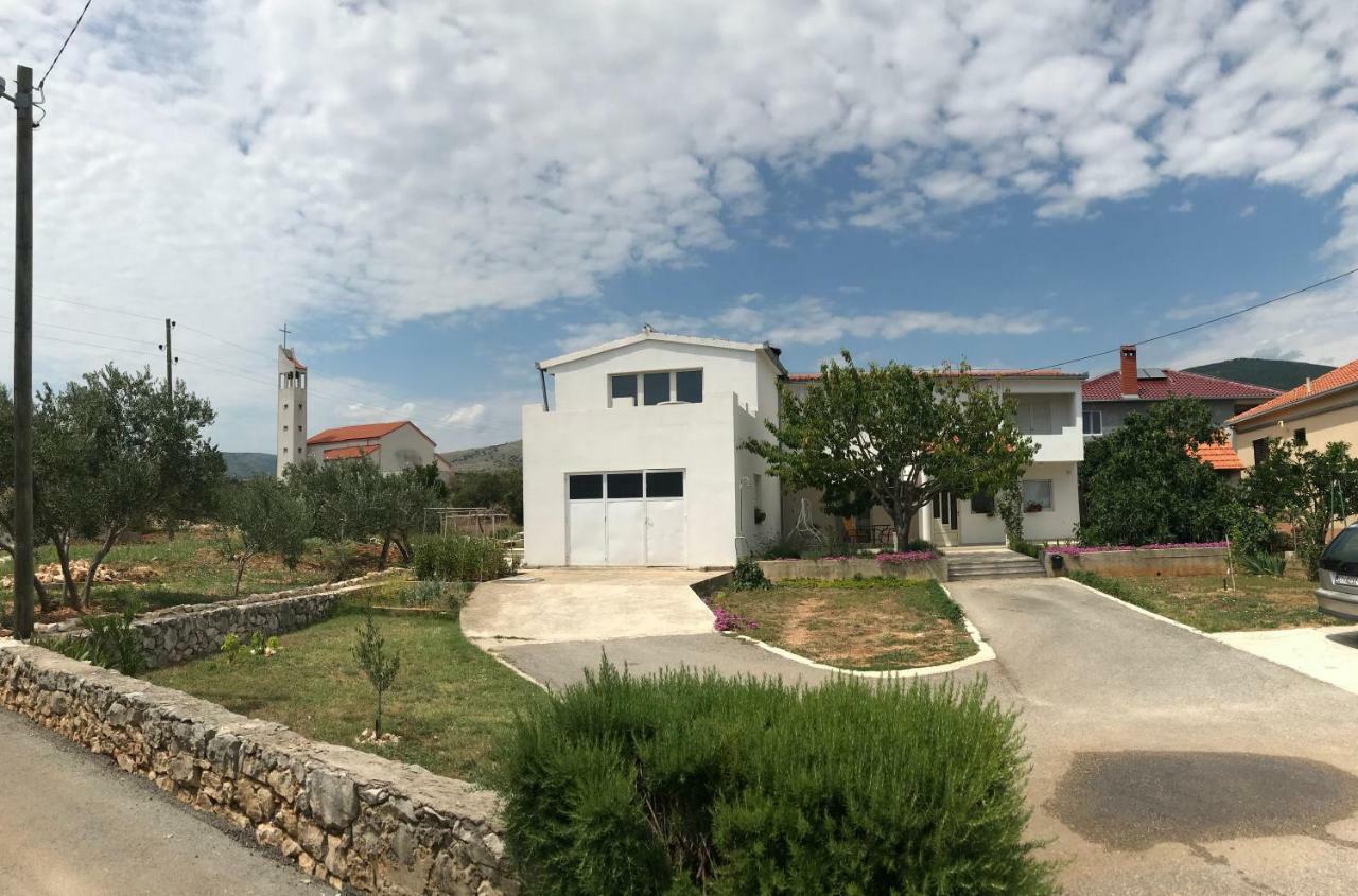 Plano Lea&Tea'S Apartment מראה חיצוני תמונה